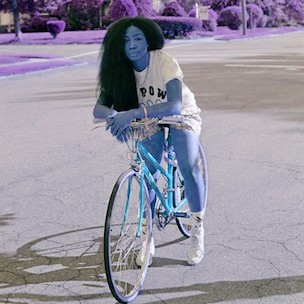 szA